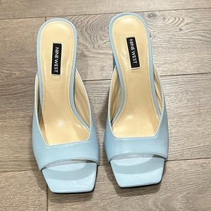 Nine West baby blue leather heels with square open toe